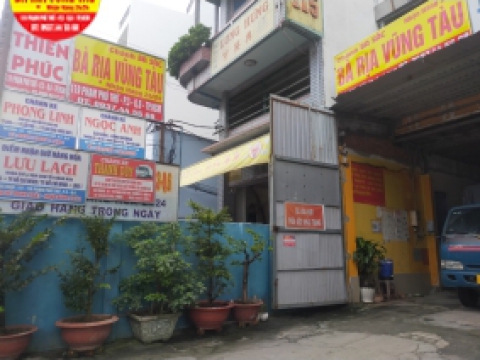 NHÀ XE BA SẮC